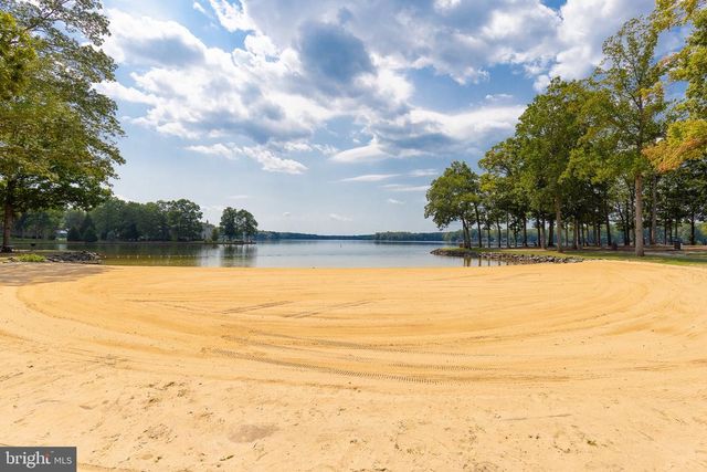 201 WASHINGTON ST, Locust Grove, VA 22508