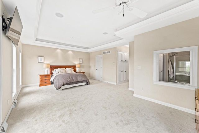 2425 S Superior STREET, Milwaukee, WI 53207