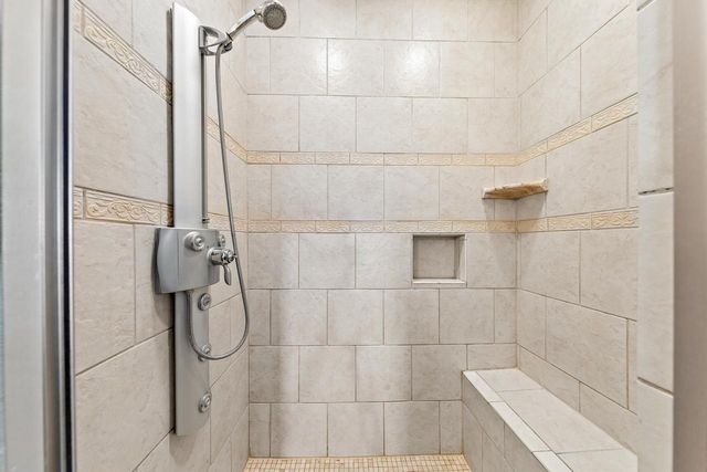 2425 S Superior STREET, Milwaukee, WI 53207