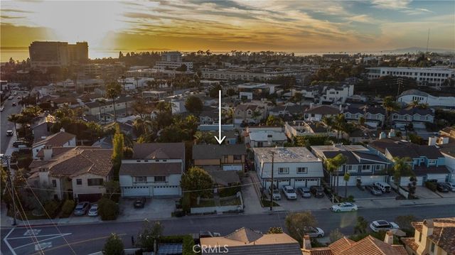 3209 Clay, Newport Beach, CA 92663