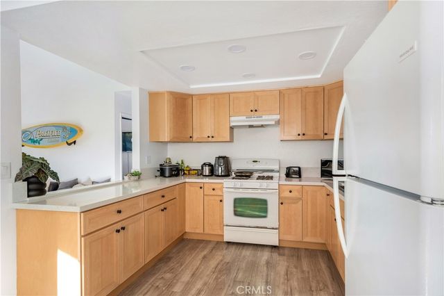 3209 Clay, Newport Beach, CA 92663