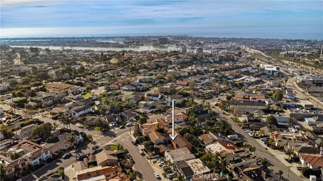 3209 Clay, Newport Beach, CA 92663