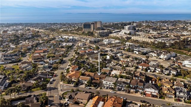 3209 Clay, Newport Beach, CA 92663