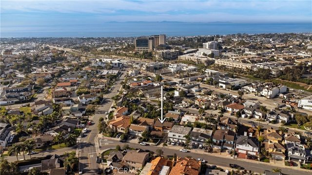 3209 Clay, Newport Beach, CA 92663