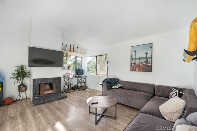 3209 Clay, Newport Beach, CA 92663