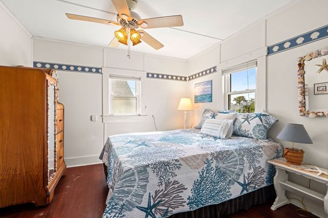 9 58th St, Newburyport, MA 01950