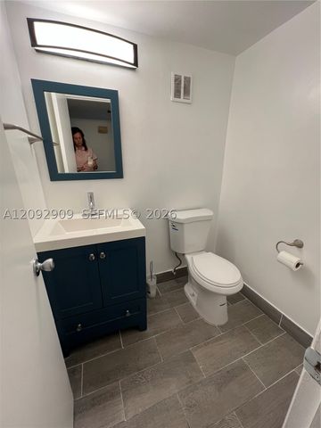6655 Racquet Club Dr 176, Lauderhill, FL 33319