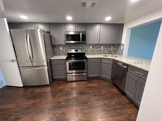 6655 Racquet Club Dr 176, Lauderhill, FL 33319