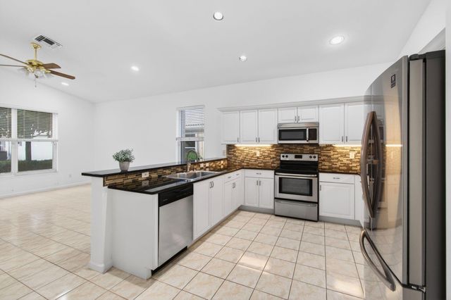 11564 Puerto Boulevard, Boynton Beach, FL 33437