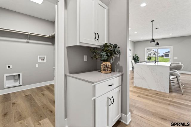 20126 U Street, Omaha, NE 68135