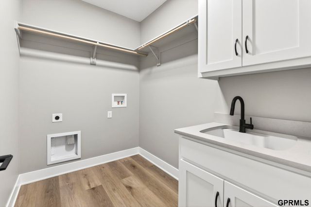 20126 U Street, Omaha, NE 68135