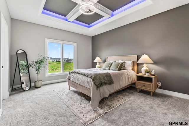20126 U Street, Omaha, NE 68135