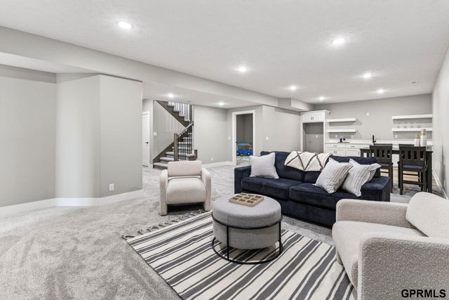 20126 U Street, Omaha, NE 68135
