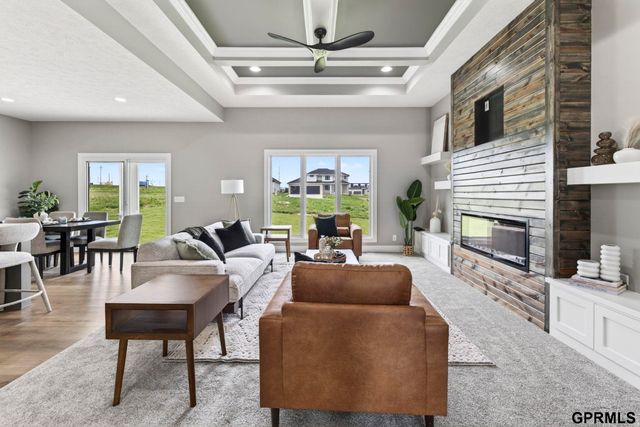 20126 U Street, Omaha, NE 68135