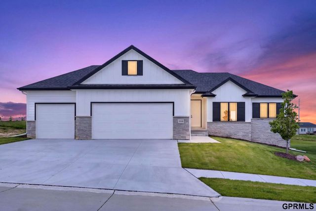 20126 U Street, Omaha, NE 68135