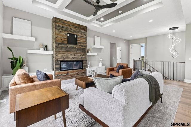 20126 U Street, Omaha, NE 68135