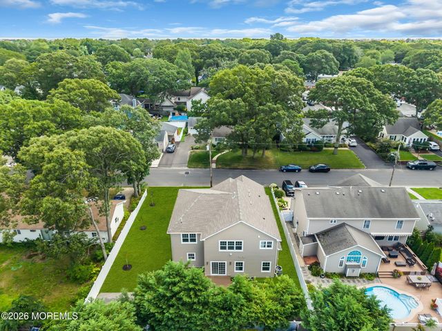 1315 Thomas Street, Point Pleasant, NJ 08742