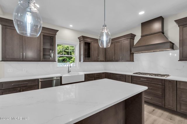 1315 Thomas Street, Point Pleasant, NJ 08742