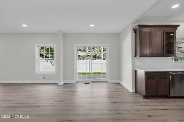 1315 Thomas Street, Point Pleasant, NJ 08742