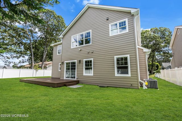 1315 Thomas Street, Point Pleasant, NJ 08742