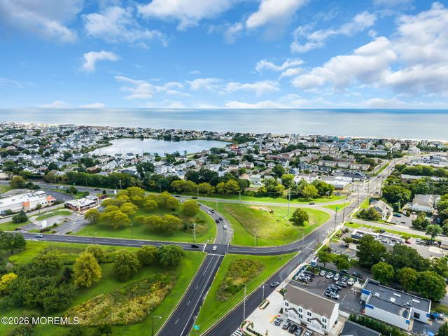 1315 Thomas Street, Point Pleasant, NJ 08742