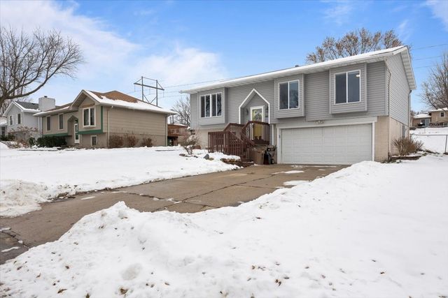 4838 Candlewick Drive, Norwalk, IA 50211