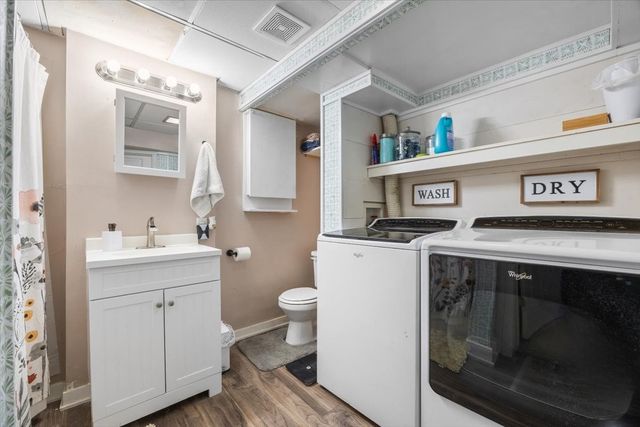 4838 Candlewick Drive, Norwalk, IA 50211