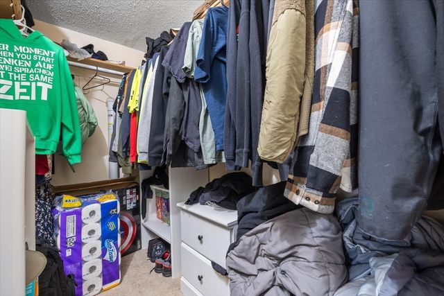 4838 Candlewick Drive, Norwalk, IA 50211