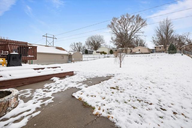 4838 Candlewick Drive, Norwalk, IA 50211