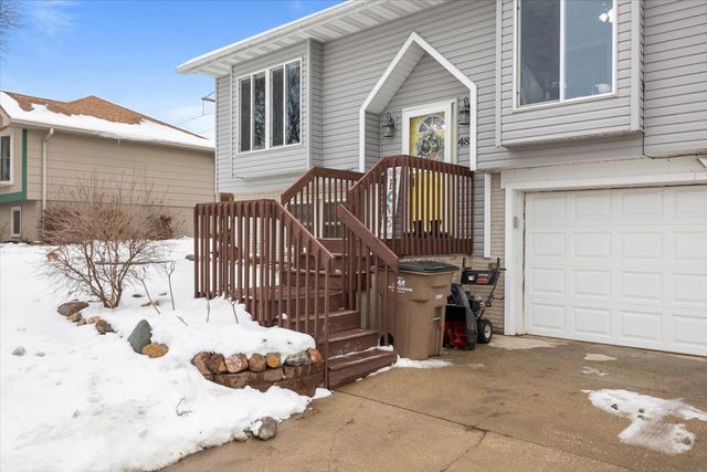 4838 Candlewick Drive, Norwalk, IA 50211