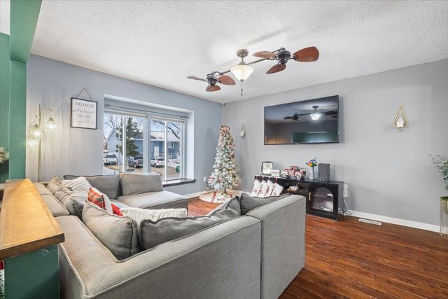 4838 Candlewick Drive, Norwalk, IA 50211