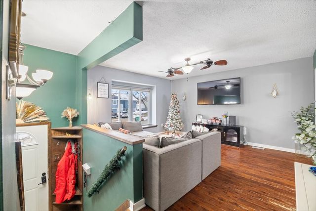 4838 Candlewick Drive, Norwalk, IA 50211