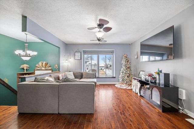 4838 Candlewick Drive, Norwalk, IA 50211