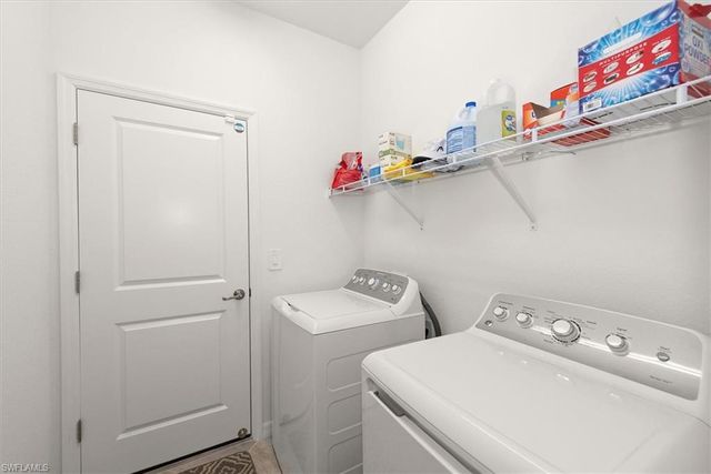 3611 Rain Lily LN, Alva, FL 33920
