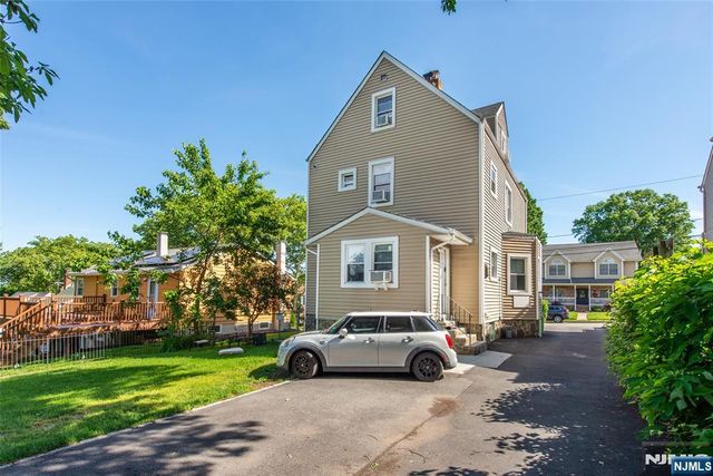 50 Jefferson Avenue, Hasbrouck Heights, NJ 07604