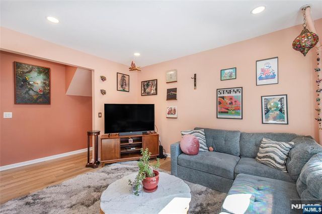 50 Jefferson Avenue, Hasbrouck Heights, NJ 07604