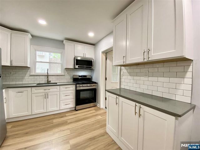 50 Jefferson Avenue, Hasbrouck Heights, NJ 07604