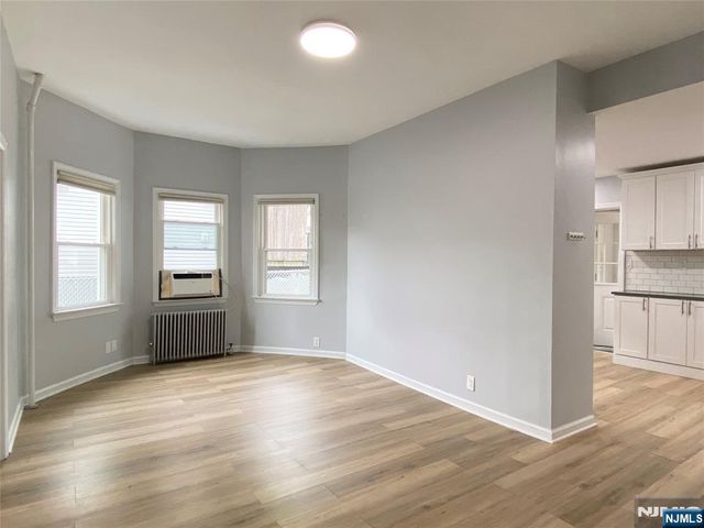 50 Jefferson Avenue, Hasbrouck Heights, NJ 07604