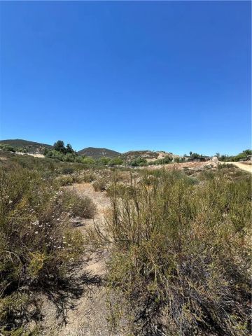 1 Carol, Menifee, CA 92584