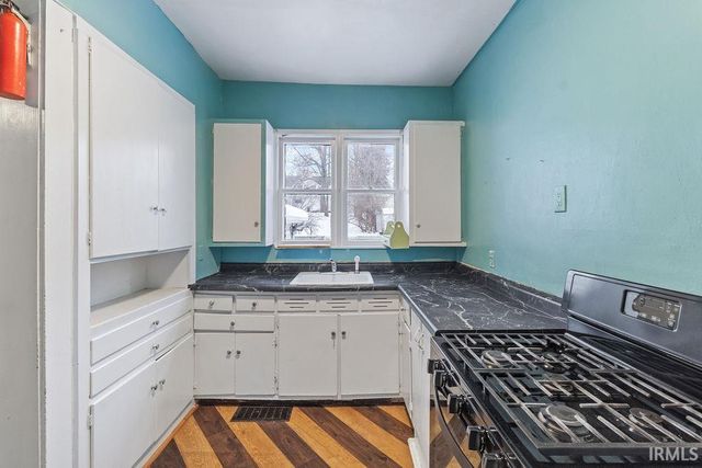 541 E Main Street Street, Warsaw, IN 46580