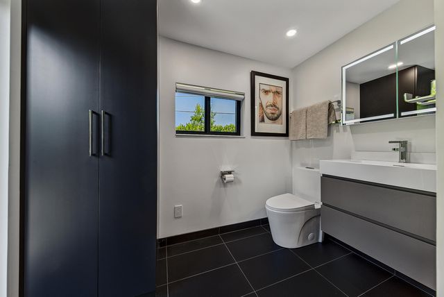 4850 NE 5TH Avenue, Oakland Park, FL 33334