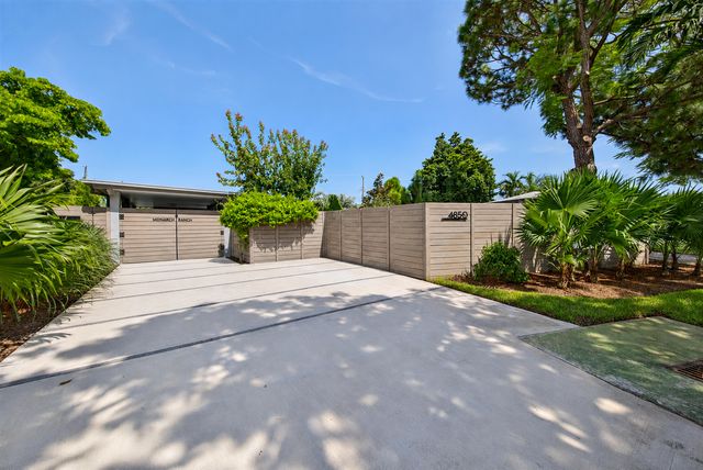 4850 NE 5TH Avenue, Oakland Park, FL 33334