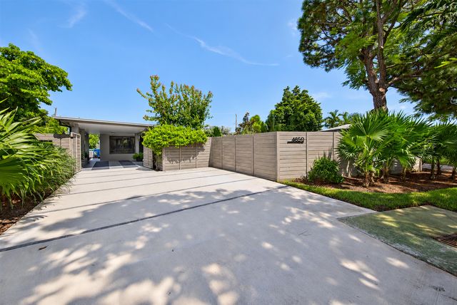 4850 NE 5TH Avenue, Oakland Park, FL 33334