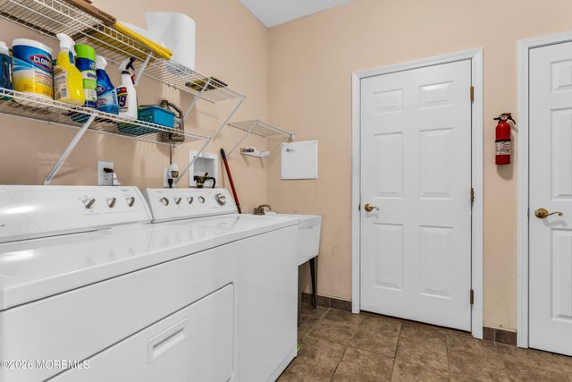 8 Mystic Cove Terrace, Barnegat, NJ 08005