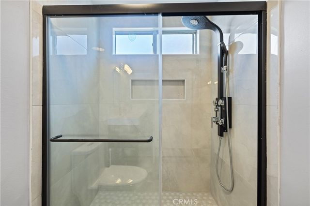 15080 Victory 205, Van Nuys, CA 91411