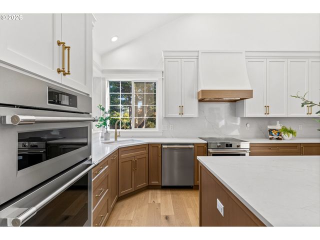 28000 Ne 2ND Ave, Ridgefield, WA 98642