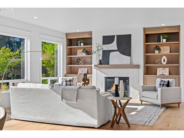 28000 Ne 2ND Ave, Ridgefield, WA 98642