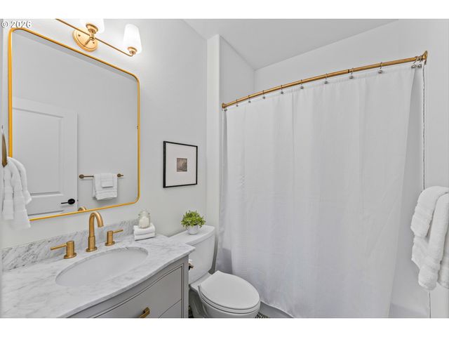 28000 Ne 2ND Ave, Ridgefield, WA 98642