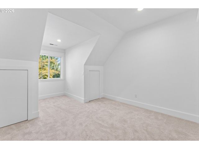 28000 Ne 2ND Ave, Ridgefield, WA 98642