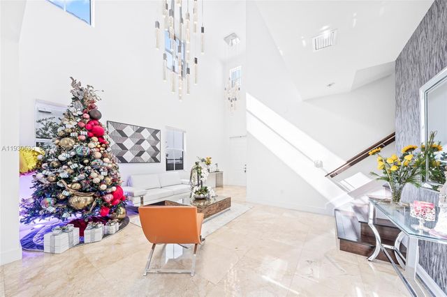 6933 NW 104th Ct 6933, Doral, FL 33178